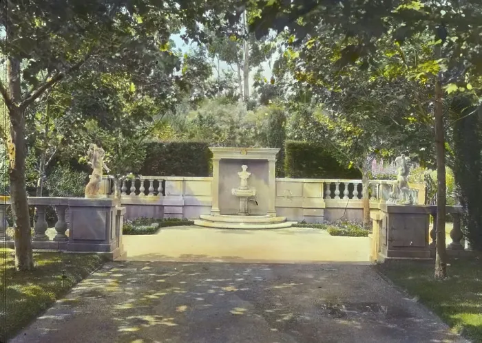 Framed Print : Newmar, Senator George Almer Newhall house, 1761 Manor Drive, Hillsborough, California, 1917. Creator: Frances Benjamin Johnston. Newmar, Senator George Almer Newhall house, 1761 Manor Drive, Hillsborough, California, 1917 Framed Print : Newmar, Senator George Almer Newhall house, 1761 Manor Drive, Hillsborough, California, 1917. Creator: Frances Benjamin Johnston. Newmar, Senator George Almer Newhall house, 1761 Manor Drive, Hillsborough, California, 1917