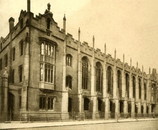 No. 61. King Edwards School, Birmingham, 1923. Creator: Unknown