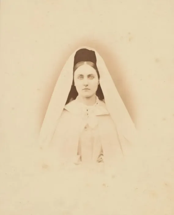 Framed Print : Nonne blanche (tete), 1860s. Creator: Pierre-Louis Pierson Framed Print : Nonne blanche (tete), 1860s. Creator: Pierre-Louis Pierson