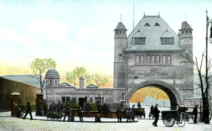 Framed Print : North entrance, Blackwall Tunnel, London, 20th Century Framed Print : North entrance, Blackwall Tunnel, London, 20th Century