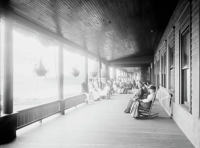 Framed Print : The North veranda, Manhansett (i.e. Manhanset) House, Shelter Island, N.Y. (1904?). Creator: Unknown Framed Print : The North veranda, Manhansett (i.e. Manhanset) House, Shelter Island, N.Y. (1904?). Creator: Unknown