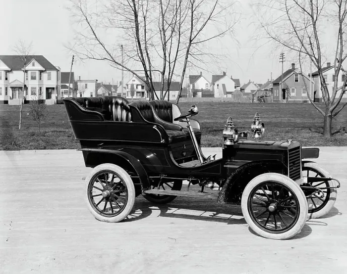 Framed Print : Northern Manufacturing Company touring car, three-quarter view, between 1900 and 1905. Creator: Unknown Framed Print : Northern Manufacturing Company touring car, three-quarter view, between 1900 and 1905. Creator: Unknown