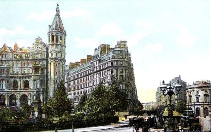 Framed Print : Northumberland Avenue, London, 20th Century