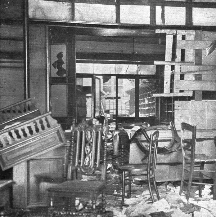 Framed Print : Nos villes a sac; L'interieur d'une librairie: comment les Allemands se comporterent a... 1918. Creator: Unknown Framed Print : Nos villes a sac; L'interieur d'une librairie: comment les Allemands se comporterent a... 1918. Creator: Unknown