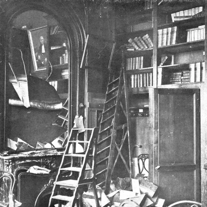 Framed Print : Nos villes a sac; Une salle de la bibliotheque des avocats: comment les Allemands se... 1918. Creator: Unknown Framed Print : Nos villes a sac; Une salle de la bibliotheque des avocats: comment les Allemands se... 1918. Creator: Unknown