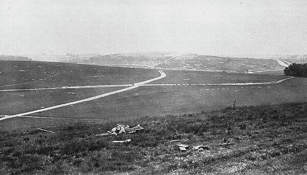 Notre Contre-Attaque du 11 juin 1918; le plateau de Belloy repris par nos troupes, le 11 juin... 1 Creator: Unknown
