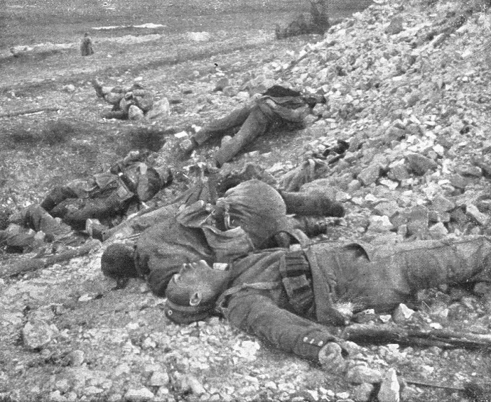 Framed Print : Notre offensive du 15 decembre 1916; Cadavres allemands, 1916. Creator: Unknown Framed Print : Notre offensive du 15 decembre 1916; Cadavres allemands, 1916. Creator: Unknown