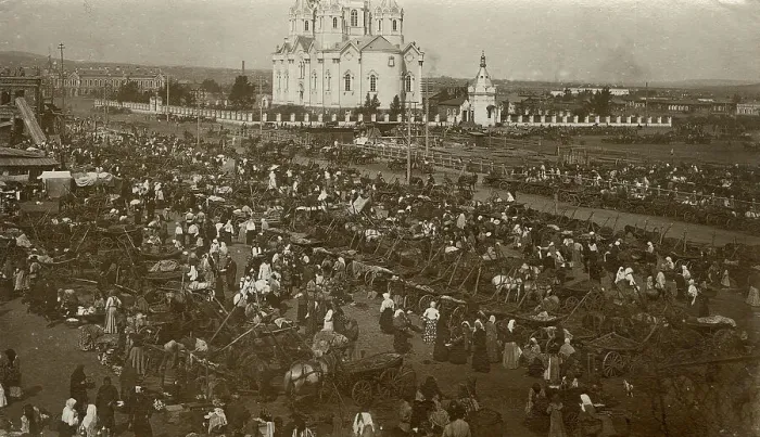 Framed Print : Novobazarnaya Square in the city of Krasnoyarsk, 1905. Creator: Unknown Framed Print : Novobazarnaya Square in the city of Krasnoyarsk, 1905. Creator: Unknown