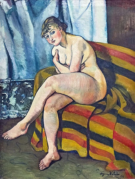 Nu assis sur un canapé, 1916. Creator: Valadon, Suzanne (1865-1938)