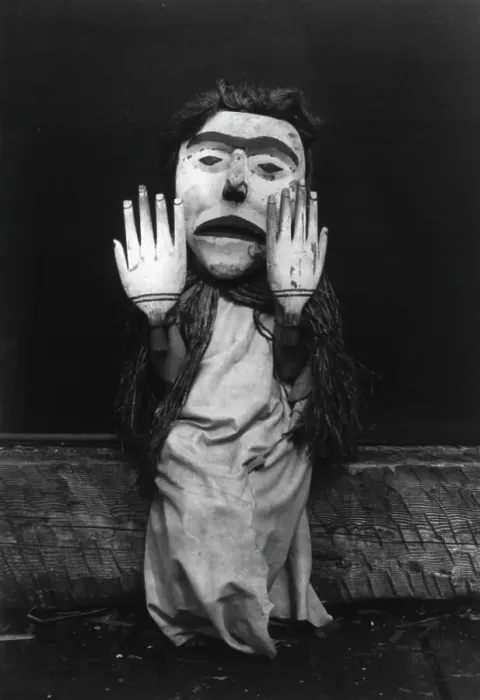 Framed Print : Nuhlimkilaka-Koskimo, c1914. Creator: Edward Sheriff Curtis Framed Print : Nuhlimkilaka-Koskimo, c1914. Creator: Edward Sheriff Curtis
