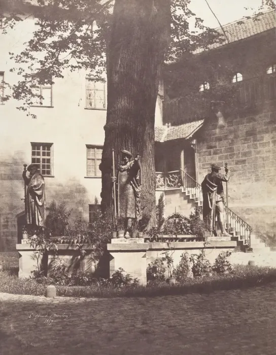 Framed Print : Nuremburg, Interieur de la Cour du Burg imperial, 1857 Framed Print : Nuremburg, Interieur de la Cour du Burg imperial, 1857