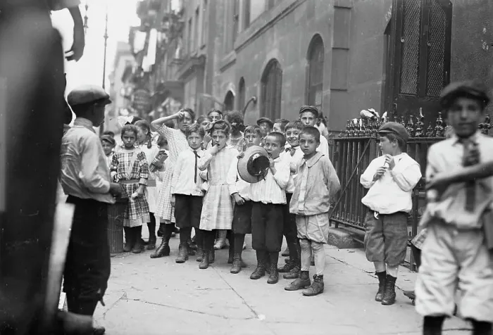 Framed Print : N.Y. school - Italians, between c1910 and c1915. Creator: Bain News Service Framed Print : N.Y. school - Italians, between c1910 and c1915. Creator: Bain News Service