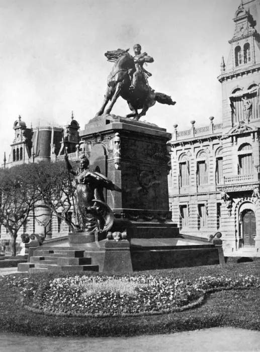 Framed Print : O Higgins Monument, Buenos Aires, Argentina