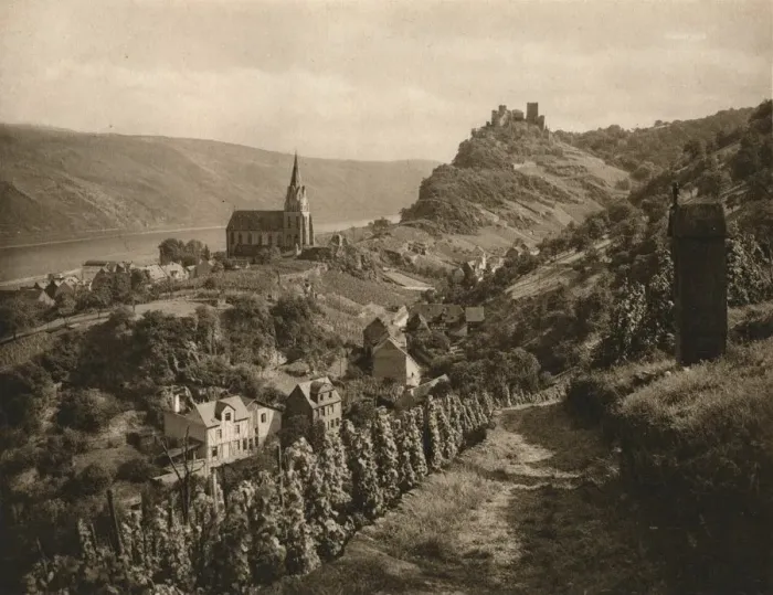 Framed Print : Oberwesel (Rhein), 1931. Artist: Kurt Hielscher Framed Print : Oberwesel (Rhein), 1931. Artist: Kurt Hielscher