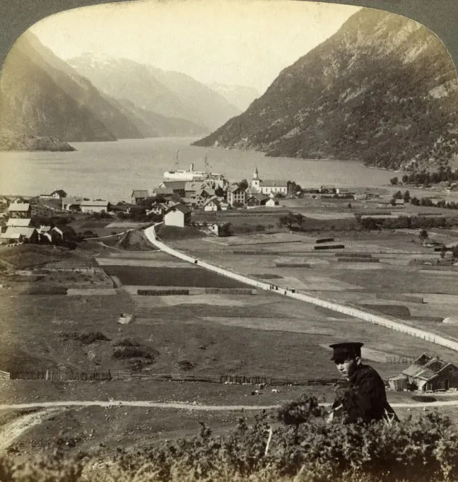 Framed Print : Odda, Hardangerfjord, Norway. Artist: Underwood & Underwood Framed Print : Odda, Hardangerfjord, Norway. Artist: Underwood & Underwood