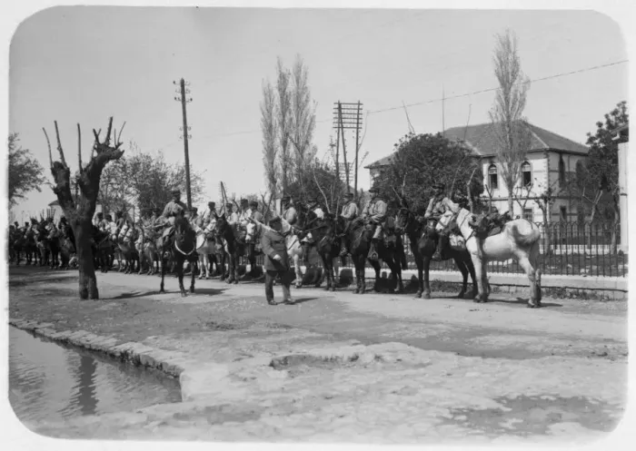 Framed Print : Officer inspecting a mounted detatchment of the French Foreign Legion, Syria, 20th century Framed Print : Officer inspecting a mounted detatchment of the French Foreign Legion, Syria, 20th century