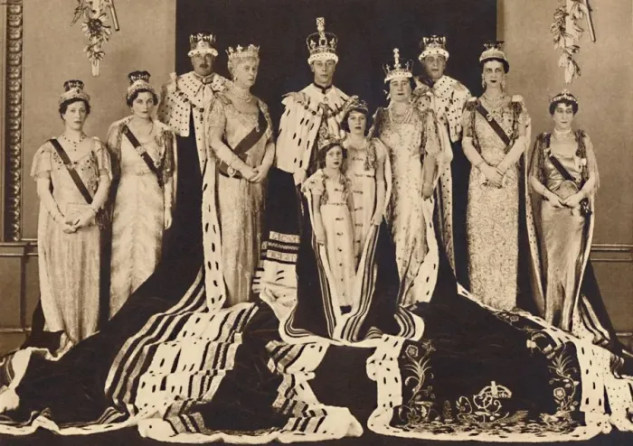 Framed Print : Official Coronation Group, 1937 Framed Print : Official Coronation Group, 1937