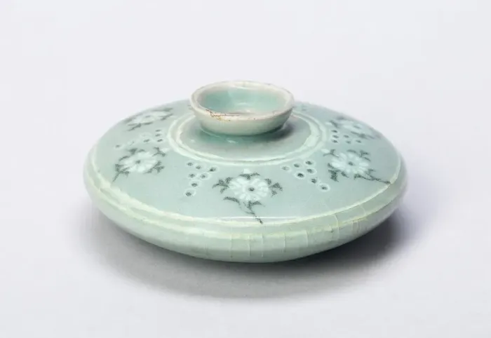 Framed Print : Oil Bottle with Chrysanthemum Sprays, Korea, Goryeo dynasty (918-1392), 13th century Framed Print : Oil Bottle with Chrysanthemum Sprays, Korea, Goryeo dynasty (918-1392), 13th century