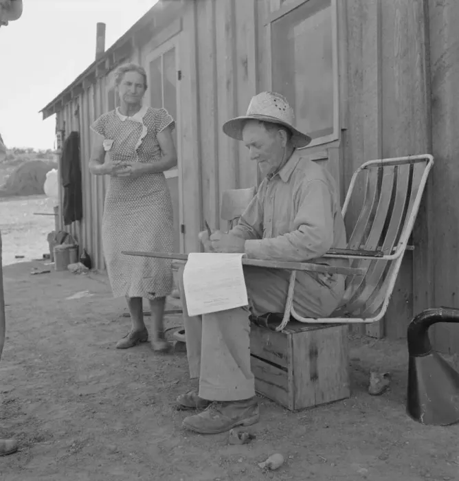 Framed Print : Oklahoma farmer, now living in Cow Hollow, is a FSA borrower, Malheur County, Oregon, 1939 Creator: Dorothea Lange Framed Print : Oklahoma farmer, now living in Cow Hollow, is a FSA borrower, Malheur County, Oregon, 1939 Creator: Dorothea Lange