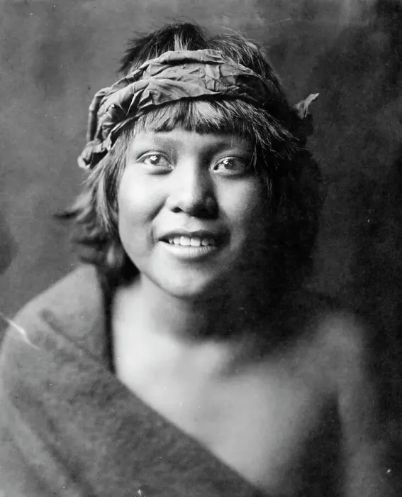 Framed Print : Okuwa-Tsire ('Cloud Bird'), San Ildefonso, c1905. Creator: Edward Sheriff Curtis. Okuwa-Tsire ('Cloud Bird'), San Ildefonso, c1905. Creator: Edward Sheriff Curtis Framed Print : Okuwa-Tsire ('Cloud Bird'), San Ildefonso, c1905. Creator: Edward Sheriff Curtis. Okuwa-Tsire ('Cloud Bird'), San Ildefonso, c1905. Creator: Edward Sheriff Curtis