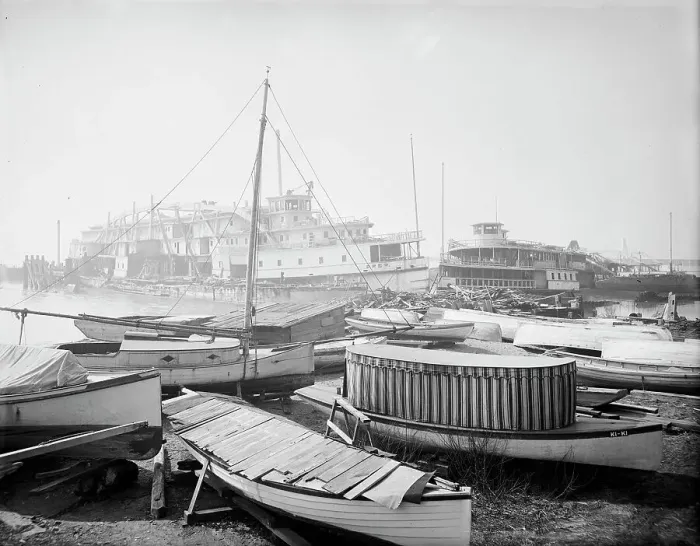 Framed Print : Old boats beached to rot away, New York City, between 1900 and 1910. Creator: Unknown Framed Print : Old boats beached to rot away, New York City, between 1900 and 1910. Creator: Unknown