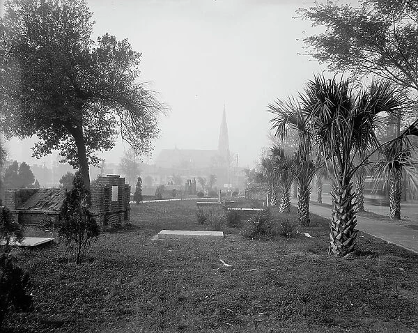 Old Colonial Cemetery, Savannah, Ga. c1900. Creator: Unknown