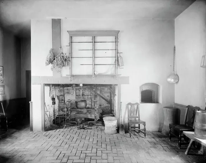 Framed Print : The Old kitchen fireplace, Mt. Vernon, Va. between 1900 and 1915. Creator: William H. Jackson Framed Print : The Old kitchen fireplace, Mt. Vernon, Va. between 1900 and 1915. Creator: William H. Jackson