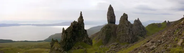 Framed Print : The Old Man of Storr, Isle of Skye, Highland, Scotland Framed Print : The Old Man of Storr, Isle of Skye, Highland, Scotland