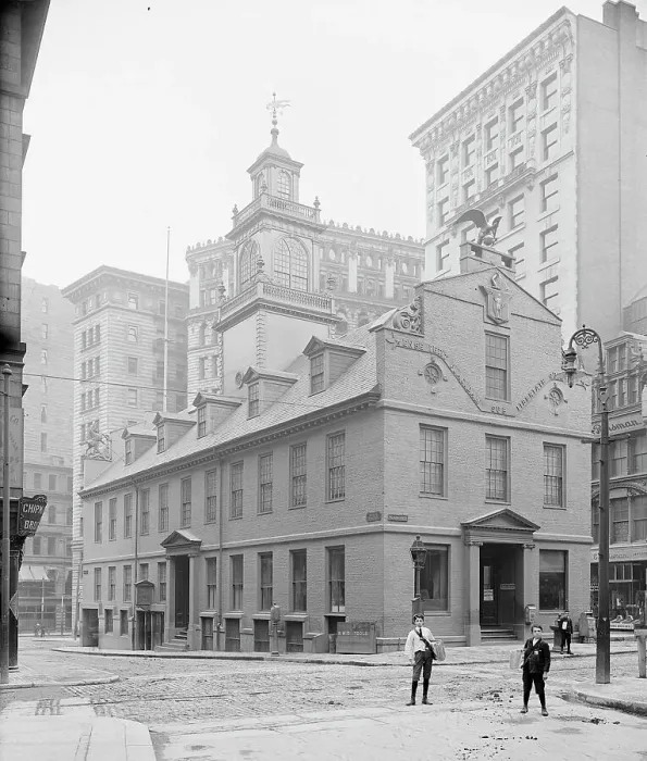Framed Print : Old State House from Washington St. Boston, Mass. between 1900 and 1906. Creator: Unknown Framed Print : Old State House from Washington St. Boston, Mass. between 1900 and 1906. Creator: Unknown