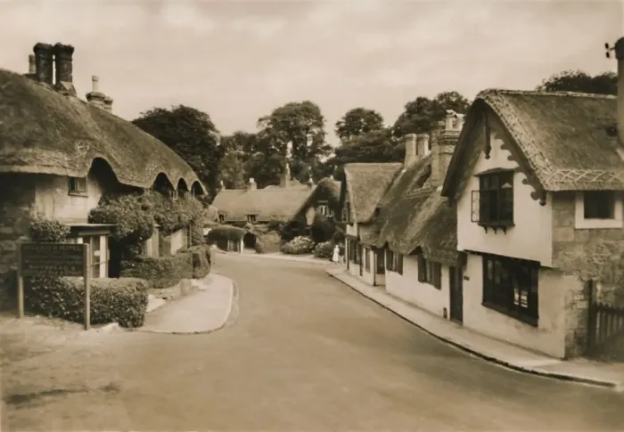 Framed Print : Old Village, Shanklin, I. W. c1920. Creator: Unknown Framed Print : Old Village, Shanklin, I. W. c1920. Creator: Unknown