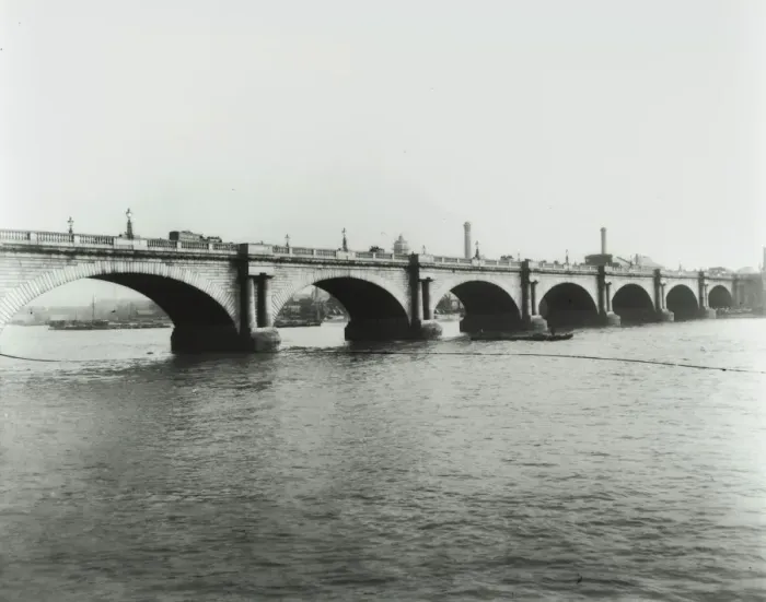 Framed Print : Old Waterloo Bridge and the South Bank, London, 1895 Framed Print : Old Waterloo Bridge and the South Bank, London, 1895