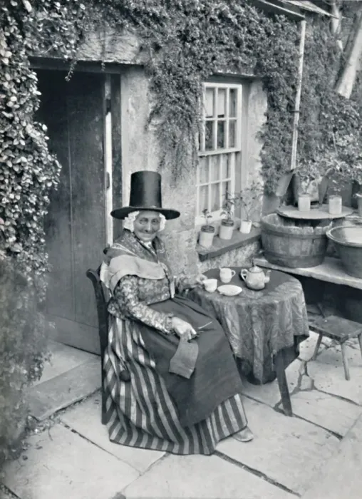 Framed Print : An old Welsh woman, 1912 Framed Print : An old Welsh woman, 1912