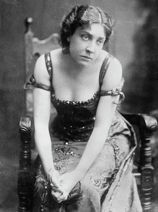 Framed Print : Olga Nethersole, between c1910 and c1915. Creator: Bain News Service
