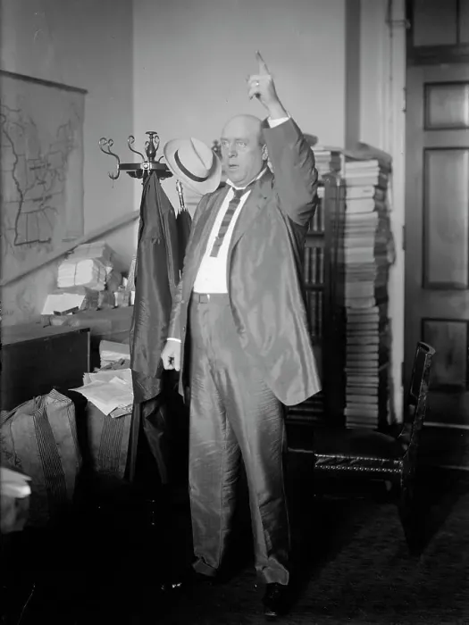 Framed Print : Ollie M. James, Rep. from Kentucky, Speaking, 1912. Creator: Harris & Ewing. Ollie M. James, Rep. from Kentucky, Speaking, 1912. Creator: Harris & Ewing Framed Print : Ollie M. James, Rep. from Kentucky, Speaking, 1912. Creator: Harris & Ewing. Ollie M. James, Rep. from Kentucky, Speaking, 1912. Creator: Harris & Ewing