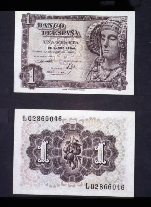 Framed Print : A one-peseta note, 1948, with the effigy of the Lady of Elche Framed Print : A one-peseta note, 1948, with the effigy of the Lady of Elche