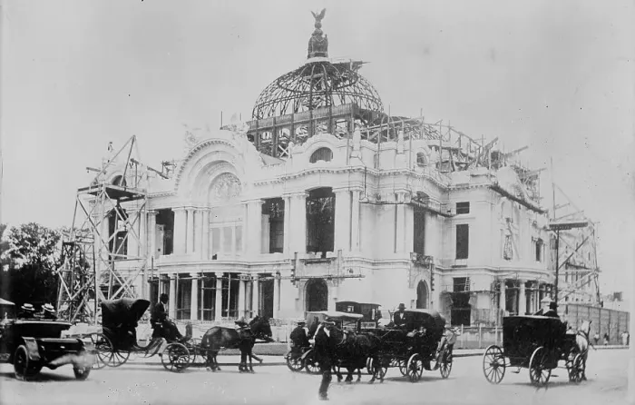Framed Print : Opera House, City of Mexico, between c1915 and c1920. Creator: Bain News Service Framed Print : Opera House, City of Mexico, between c1915 and c1920. Creator: Bain News Service