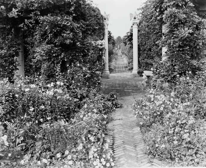 Framed Print : The Orchard, James Lawrence Breese house, 151 Hill Street, Southampton, New York, 1912. Creator: Frances Benjamin Johnston. The Orchard, James Lawrence Breese house, 151 Hill Street, Southampton, New York, 1912 Framed Print : The Orchard, James Lawrence Breese house, 151 Hill Street, Southampton, New York, 1912. Creator: Frances Benjamin Johnston. The Orchard, James Lawrence Breese house, 151 Hill Street, Southampton, New York, 1912