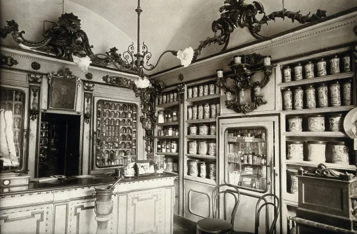 Framed Print : An ornate sixteenth-century pharmacy ofs Maria della Scala, Sorrento... c1890s. Creator: Unknown Framed Print : An ornate sixteenth-century pharmacy ofs Maria della Scala, Sorrento... c1890s. Creator: Unknown