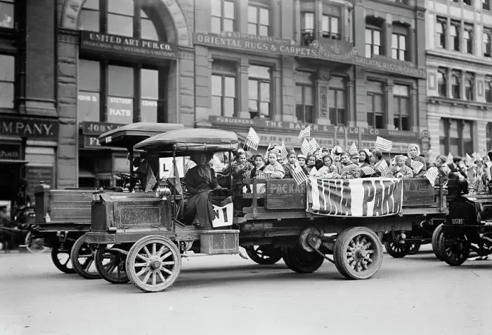 Framed Print : Orphans going to Coney Island, 1911. Creator: Bain News Service Framed Print : Orphans going to Coney Island, 1911. Creator: Bain News Service