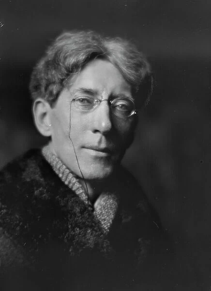 Osbourn, Lloyd, Mr. portrait photograph, between 1915 and 1918. Creator: Arnold Genthe