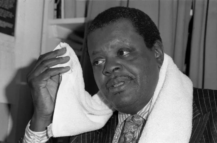 Framed Print : Oscar Peterson, Ronnie Scotts, Soho, London, 1973. Artist: Brian O Connor Framed Print : Oscar Peterson, Ronnie Scotts, Soho, London, 1973. Artist: Brian O Connor