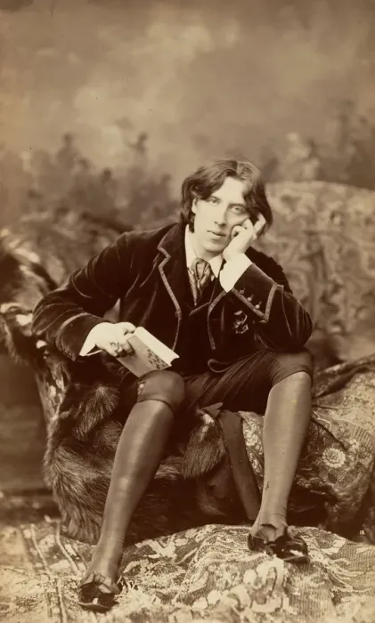 Framed Print : Oscar Wilde, 1882. Creator: Napoleon Sarony Framed Print : Oscar Wilde, 1882. Creator: Napoleon Sarony