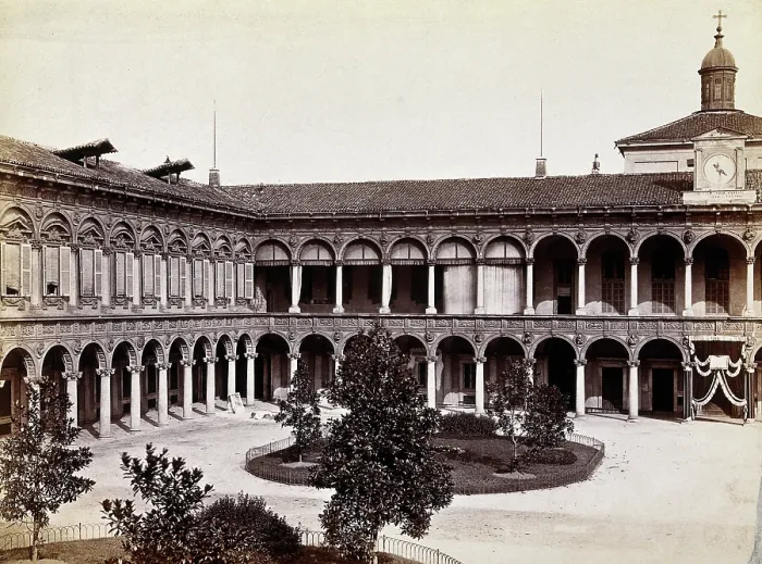 Framed Print : Ospedale Maggiore, Milan: the courtyard, between 1800 and 1899. Creator: Giacomo Brogi Framed Print : Ospedale Maggiore, Milan: the courtyard, between 1800 and 1899. Creator: Giacomo Brogi