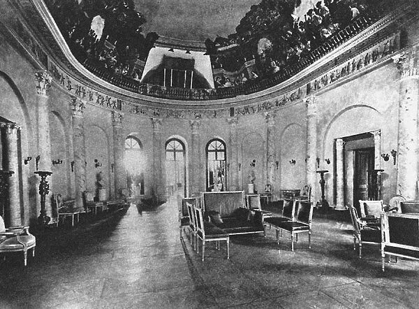 Ostafyevo Estate. Oval Hall, End of 19th century. Artist: Anonymous
