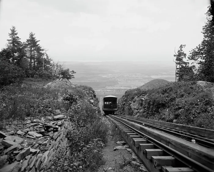 Framed Print : Otis Elevating Railway, looking down, Catskill Mts. N.Y. between 1895 and 1910. Creator: Unknown Framed Print : Otis Elevating Railway, looking down, Catskill Mts. N.Y. between 1895 and 1910. Creator: Unknown