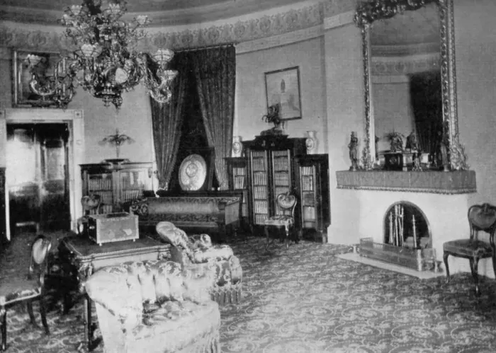 Framed Print : The Oval Sitting-room at the White House, Washington DC, USA, 1908 Framed Print : The Oval Sitting-room at the White House, Washington DC, USA, 1908