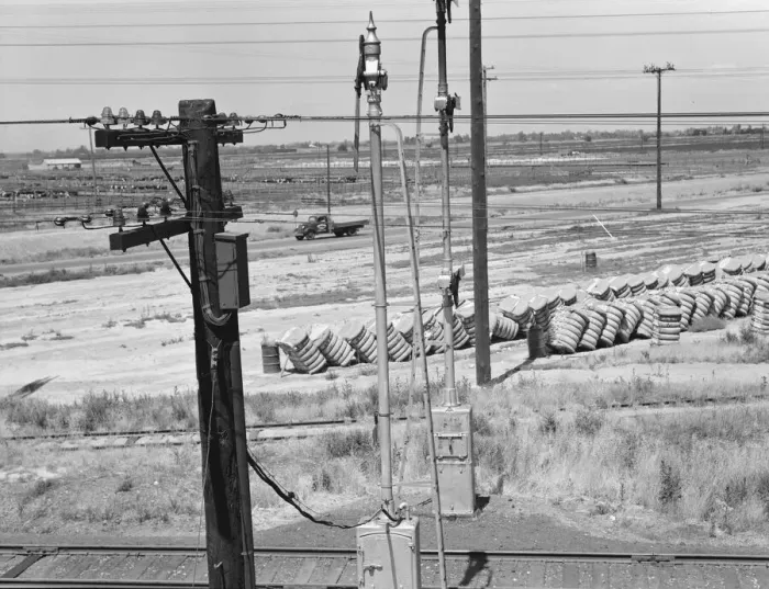 Framed Print : From the overpass approaching Fresno, between Tulare and Fresno, California, 1939. Creator: Dorothea Lange Framed Print : From the overpass approaching Fresno, between Tulare and Fresno, California, 1939. Creator: Dorothea Lange