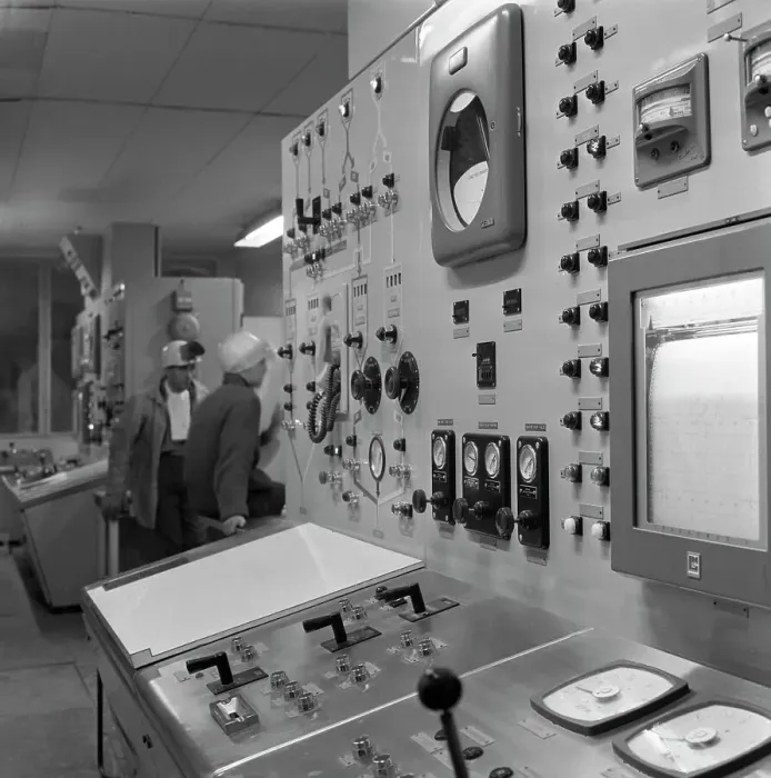 Framed Print : Oxygen control panel at the Park gate Iron & Steel Co, Rotherham, South Yorkshire, 1964 Framed Print : Oxygen control panel at the Park gate Iron & Steel Co, Rotherham, South Yorkshire, 1964