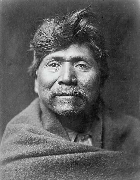 Pachilawa-Walapai chief, c1907. Creator: Edward Sheriff Curtis
