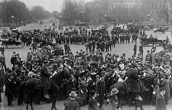 Pacifists, 2 Apr 1917. Creator: Harris & Ewing. Pacifists, 2 Apr 1917. Creator: Harris & Ewing